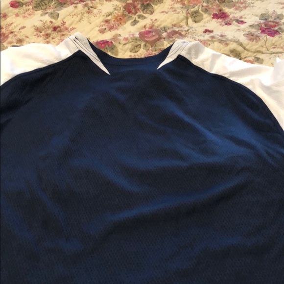 Men’s Nike shirt - Picture 4 of 4